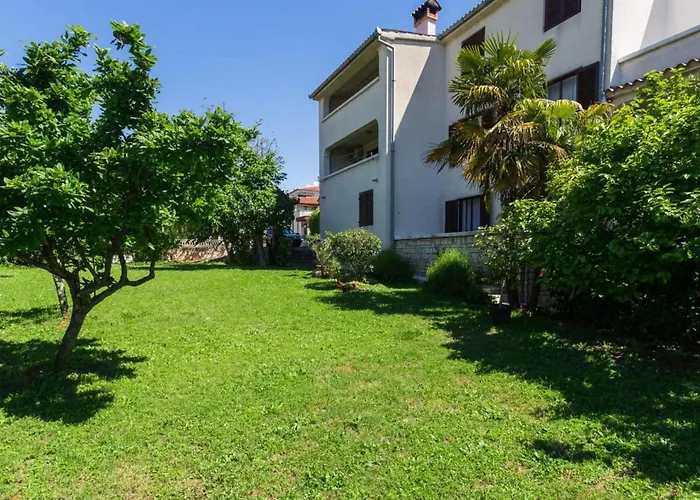 Апартаменти Sunset 3 *